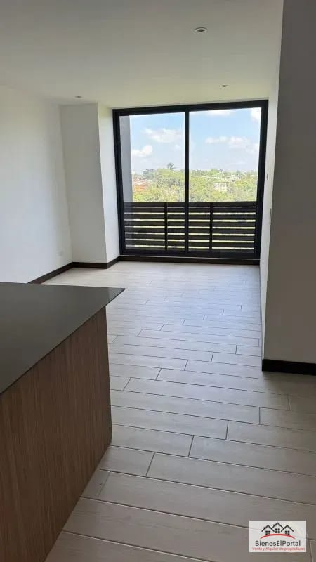 Apartamento en Edificio Spazio Residencias Zona 15 — Apartamento en Alquiler en Zona 15, Guatemala, Ciudad — foto 4 de 5