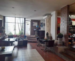 Propiedad comercial sobre Boulevard San Cristóbal — Local en Alquiler en Zona 8 Mixco, Guatemala, Ciudad — miniatura 3 de 4