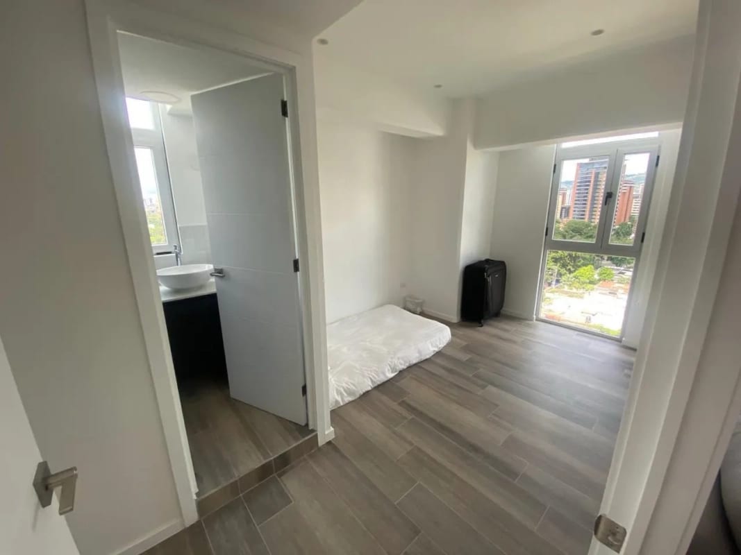 Apartamento en Renta en zona 13 — Apartamento en Alquiler en Narama, Zona 13, Guatemala, Ciudad — foto 7 de 8