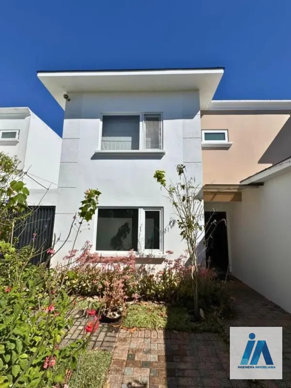 CASA EN VENTAšLa Fontana 2, Carretera al Salvador Km. 25.5 Esta impresionante residencia combina espacios diseƱados para cada integrante de la familia ā Casa en Venta en Carretera a El Salvador, Guatemala, Ciudad ā foto 12 de 12
