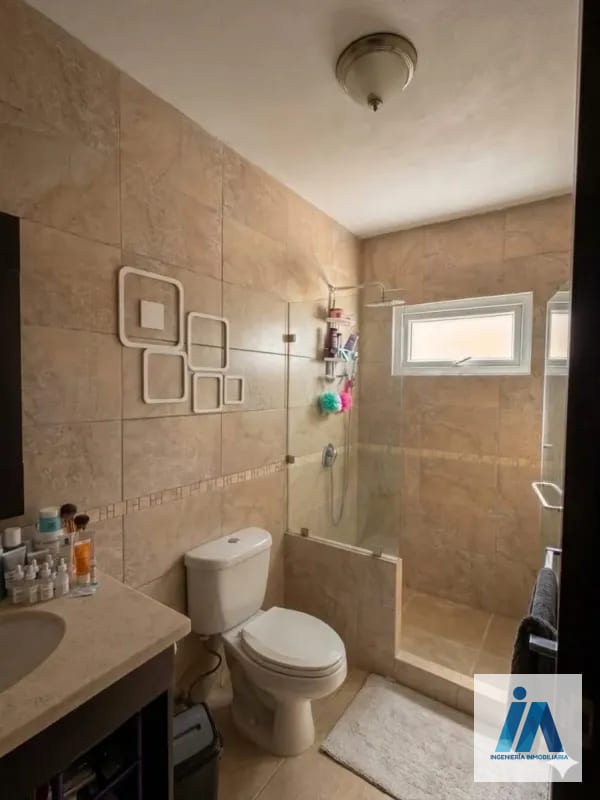 CASA EN VENTAšLa Fontana 2, Carretera al Salvador Km. 25.5 Esta impresionante residencia combina espacios diseƱados para cada integrante de la familia ā Casa en Venta en Carretera a El Salvador, Guatemala, Ciudad ā foto 2 de 12