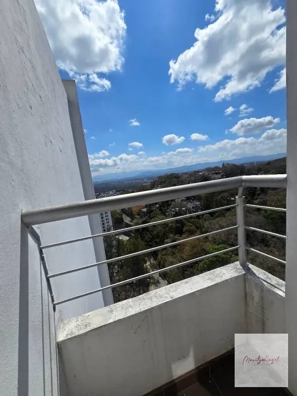 VENTA DE APARTAMENTO ALTA VILLA EL NARANJO Q750.000 — Apartamento en Venta en Alta Villa el Naranjo, Zona 11 Mixco, Guatemala, Ciudad — foto 4 de 14