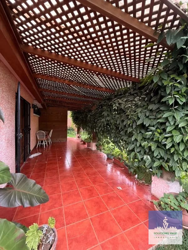 VENDO CASA DE 1 NIVEL CON JARDÍN, zona 16 — Casa en Venta en Jardines de San Isidro, Zona 16, Guatemala, Ciudad — foto 2 de 7