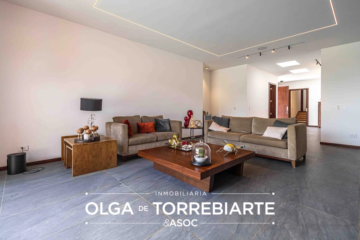 Casa de 1 nivel en Residencial El Pulté, La Ceiba, Zona 16 — Casa en Venta en El Pulté Golf, Zona 16, Guatemala, Ciudad — foto 4 de 11