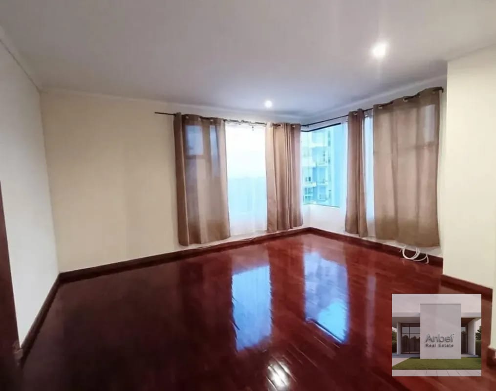 Alquiler Apartamento 2 Dormitorios y Cuarto de servicio en Zona 10 — Apartamento en Venta en Real de la Villa, Zona 10, Guatemala, Ciudad — foto 7 de 7