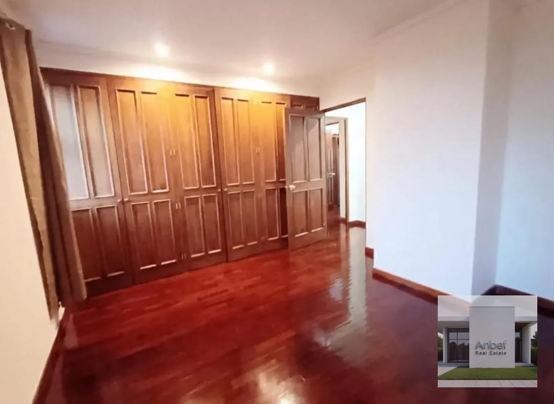 Alquiler Apartamento 2 Dormitorios y Cuarto de servicio en Zona 10 — Apartamento en Venta en Real de la Villa, Zona 10, Guatemala, Ciudad — foto 6 de 7