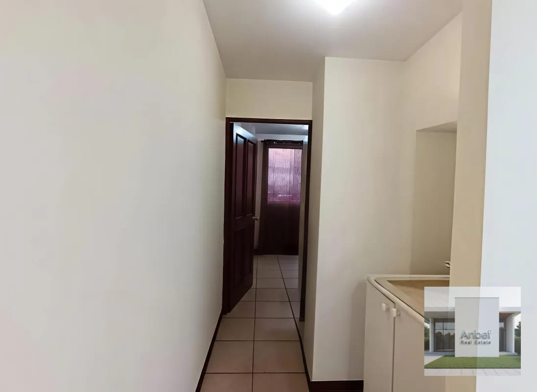 Alquiler Apartamento 2 Dormitorios y Cuarto de servicio en Zona 10 — Apartamento en Venta en Real de la Villa, Zona 10, Guatemala, Ciudad — foto 2 de 7