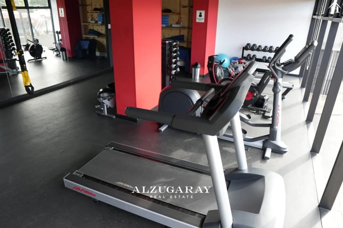 APTO. MODERNO, AMUEBLADO      2 HAB. /EDIFICIO MERAKI Z 14 — Apartamento en Venta en Meraki Z14, Zona 14, Guatemala, Ciudad — foto 4 de 10