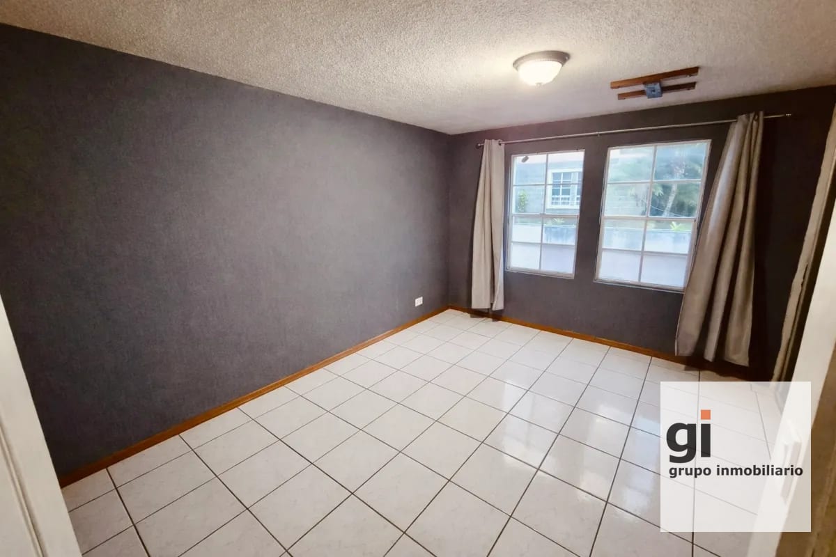 Linda Casa Remodelada en Zona 13 — Casa en Venta en Zona 13, Guatemala, Ciudad — foto 3 de 5