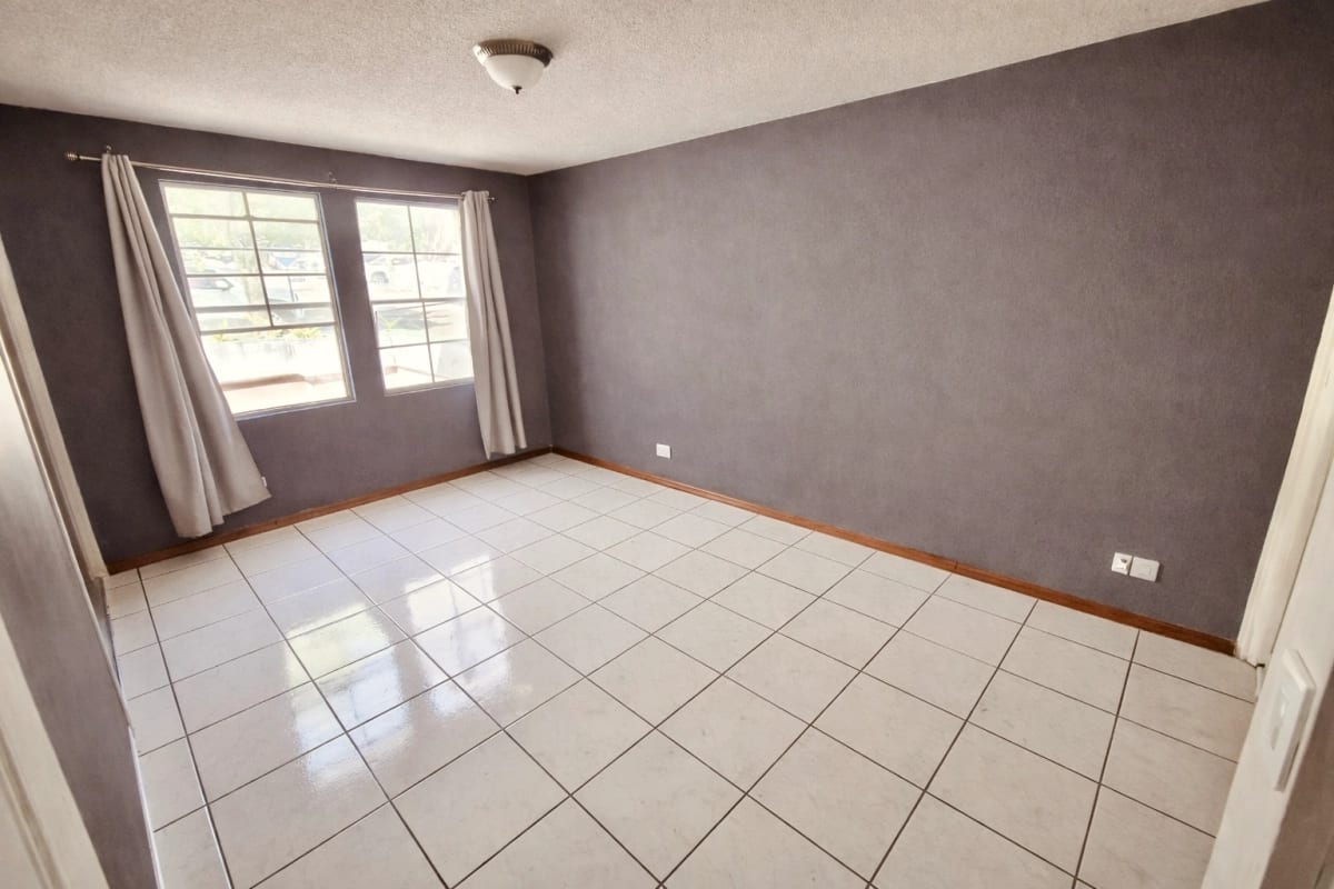 Linda Casa Remodelada en Zona 13 — Casa en Venta en Zona 13, Guatemala, Ciudad — foto 2 de 5