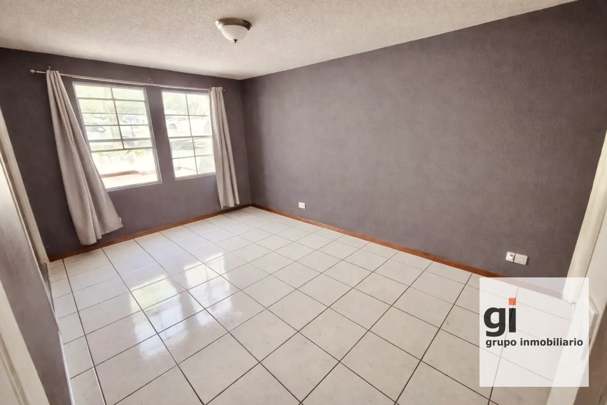 Linda Casa Remodelada en Zona 13 — Casa en Venta en Zona 13, Guatemala, Ciudad — foto 2 de 5