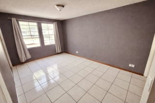 Linda Casa Remodelada en Zona 13 — Casa en Venta en Zona 13, Guatemala, Ciudad — miniatura 2 de 5