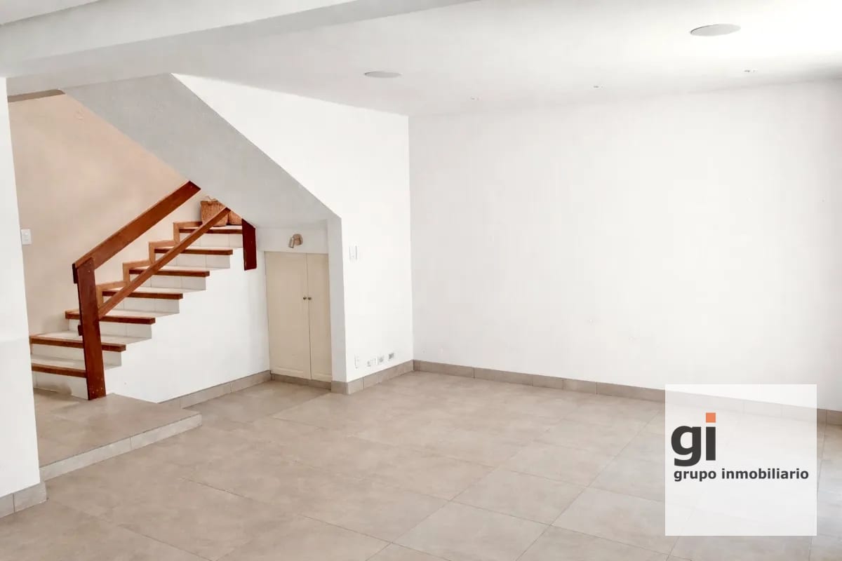 Linda Casa Remodelada en Zona 13 — Casa en Venta en Zona 13, Guatemala, Ciudad — foto 4 de 5