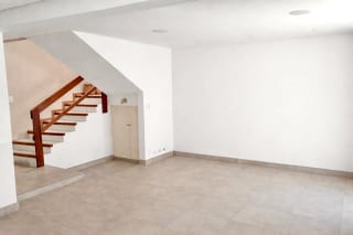 Linda Casa Remodelada en Zona 13 — Casa en Venta en Zona 13, Guatemala, Ciudad — miniatura 4 de 5