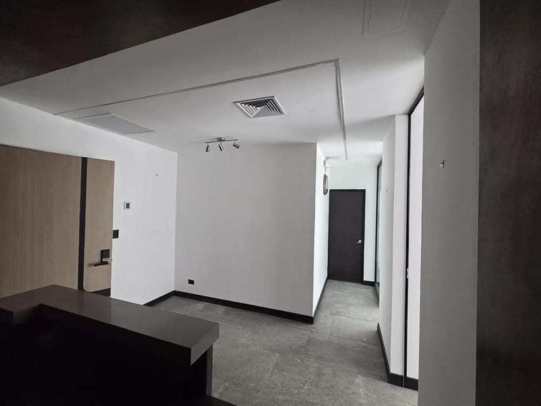 Se Alquila Local en Renovati, Zona 10. — Local en Alquiler en Renovati, Zona 10, Guatemala, Ciudad — foto 13 de 16