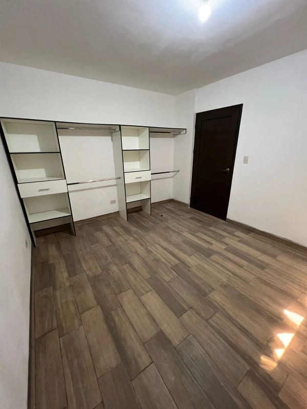 Apartamento en Renta Zona 16 — Apartamento en Alquiler en Zona 16, Guatemala, Ciudad — foto 10 de 12