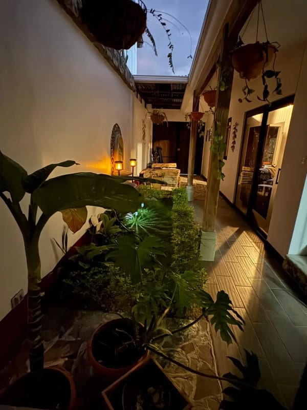 BONITA CASA EN VENTA EN BARRIOS LAS CAMPANAS — Casa en Venta en Antigua, Sacatepéquez — foto 4 de 5