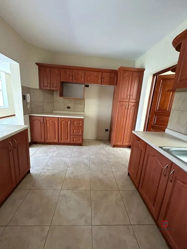 Casa en venta Los Diamantes CAES km 16.5 — Casa en Venta en Carretera a El Salvador, Guatemala, Ciudad — foto 12 de 17
