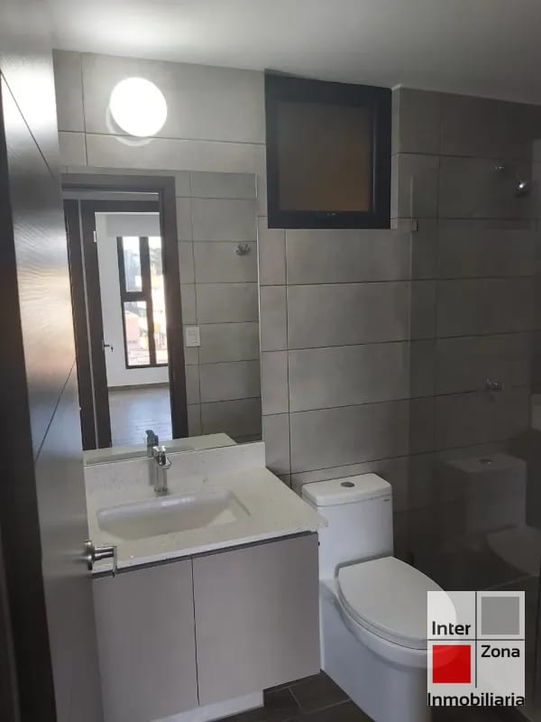 Apartamento en renta. Parque 15, Zona 15 — Apartamento en Alquiler en Parque 15, Zona 15, Guatemala, Ciudad — foto 11 de 13