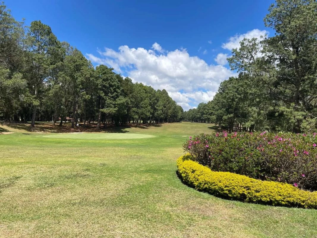 VENDO CASA DE UN NIVEL EN HACIENDA NUEVA CONTRY CLUB — Casa en Venta en Hacienda Nueva, San José Pinula, Guatemala, Ciudad — foto 2 de 17