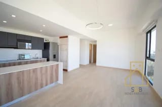 Apartamento en renta, zona 10 — Apartamento en Alquiler en Zona 10, Guatemala, Ciudad — miniatura 3 de 10