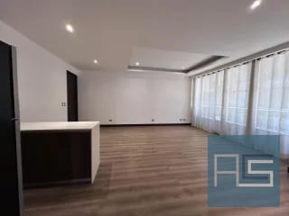 Amplio apartamento en venta de 2 hab en zona 10 — Apartamento en Venta en Zona 10, Guatemala, Ciudad — miniatura 3 de 17