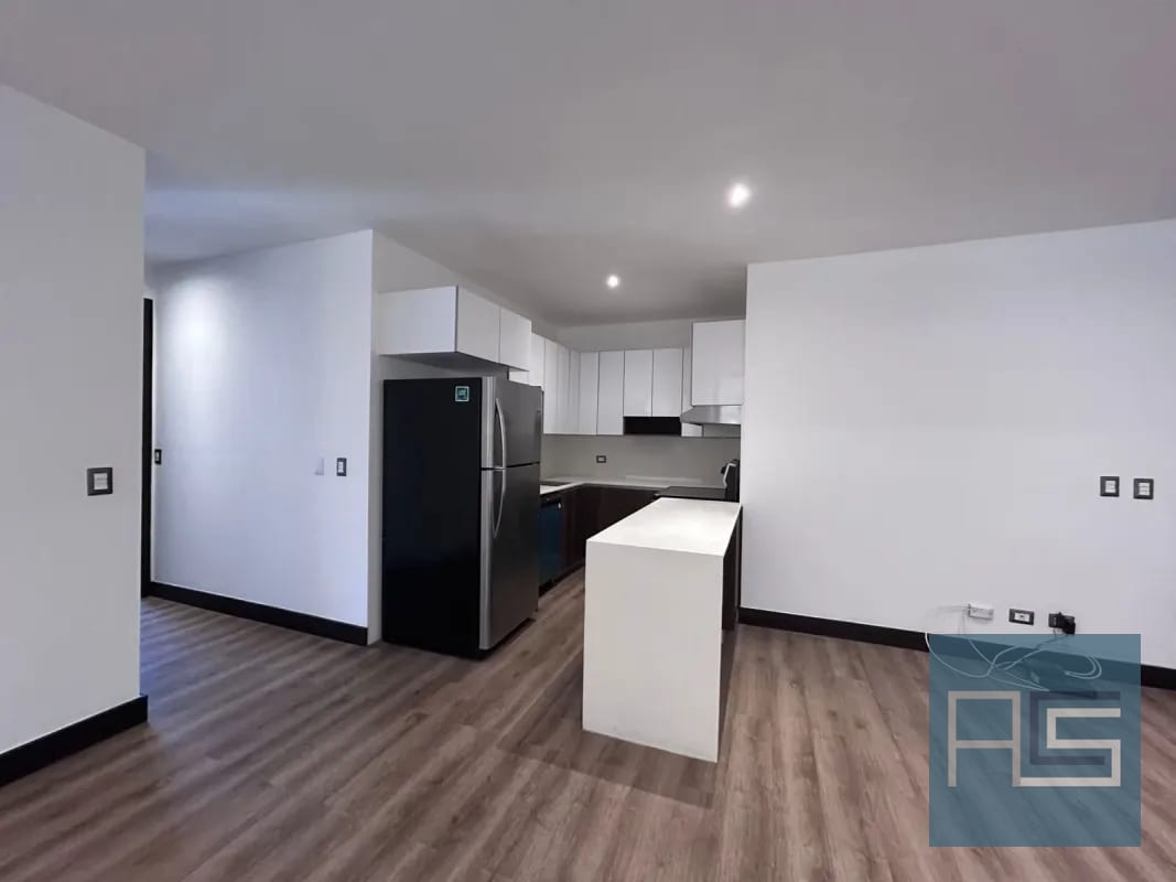 Amplio apartamento en venta de 2 hab en zona 10 — Apartamento en Venta en Zona 10, Guatemala, Ciudad — foto 5 de 17