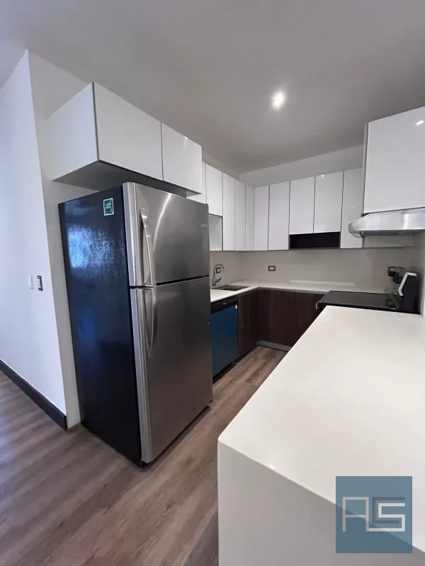 Amplio apartamento en venta de 2 hab en zona 10 — Apartamento en Venta en Zona 10, Guatemala, Ciudad — foto 6 de 17