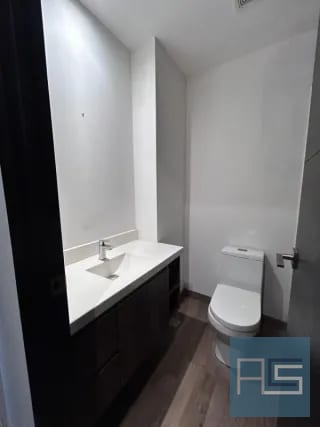 Amplio apartamento en venta de 2 hab en zona 10 — Apartamento en Venta en Zona 10, Guatemala, Ciudad — miniatura 11 de 17