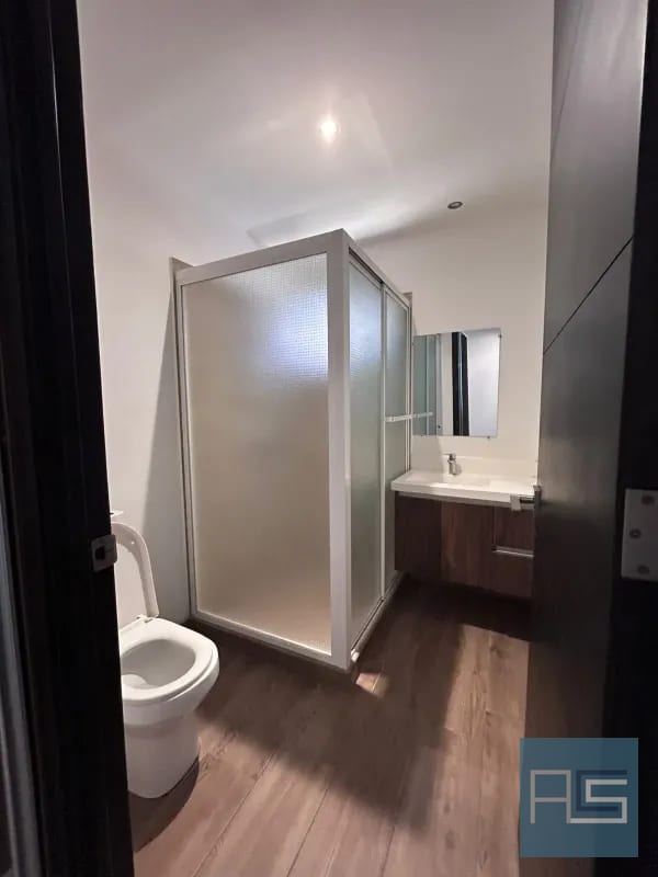 Amplio apartamento en venta de 2 hab en zona 10 — Apartamento en Venta en Zona 10, Guatemala, Ciudad — foto 14 de 17