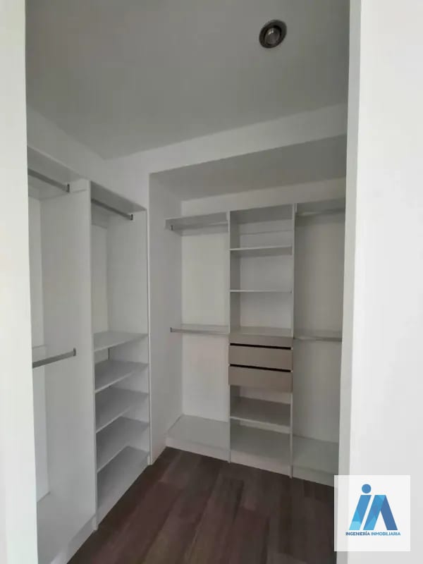 APARTAMENTO EN ALQUILER📍Edificio Brickell, Zona 16 Ideal para quienes buscan un hogar contemporáneo — Apartamento en Alquiler en Zona 16, Guatemala, Ciudad — foto 3 de 8