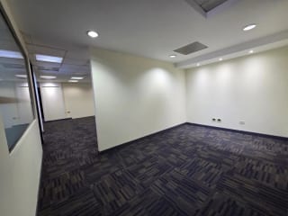 Oficina 215mt2 zona 14 — Oficina en Alquiler en Columbus Center, Zona 14, Guatemala, Ciudad — miniatura 12 de 13