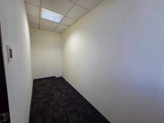 Oficina 215mt2 zona 14 — Oficina en Alquiler en Columbus Center, Zona 14, Guatemala, Ciudad — miniatura 8 de 13
