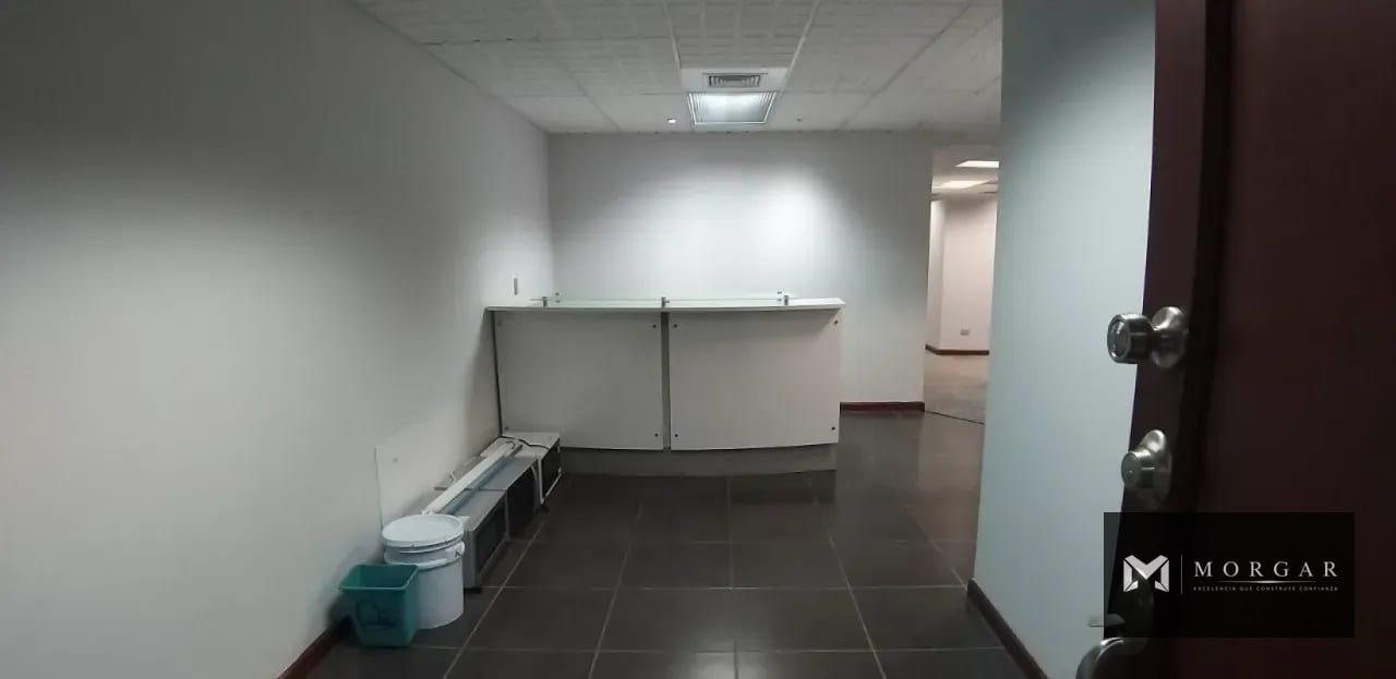 Oficina amueblada zona 14 — Oficina en Alquiler en Columbus Center, Zona 14, Guatemala, Ciudad — foto 1 de 16