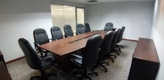 Oficina amueblada zona 14 — Oficina en Alquiler en Columbus Center, Zona 14, Guatemala, Ciudad — miniatura 5 de 16