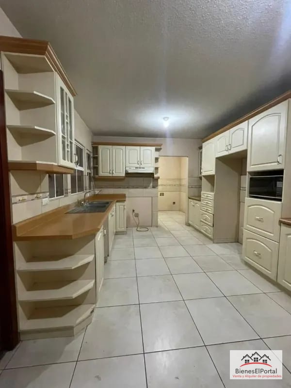 Casa en Condominio Barrio San Nicolás 2 Zona 4 de Mixco — Casa en Venta en Zona 4 Mixco, Guatemala, Ciudad — foto 6 de 8