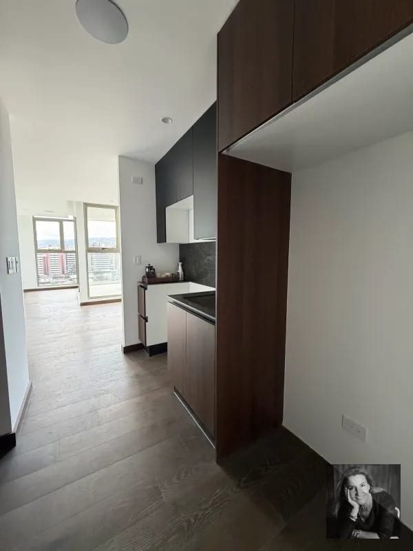 Apartamento Tipo Estudio en Venta en Edificio Atarah – Zona 10 | 1 Habitación — Apartamento en Venta en Atarah, Zona 10, Guatemala, Ciudad — foto 4 de 15