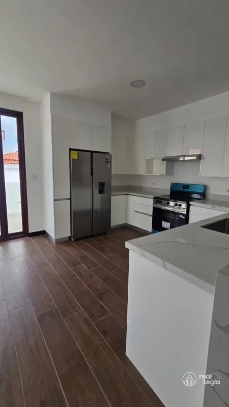 APARTAMENTO LIRIOS IV DE CAYALÁ ZONA 16 — Apartamento en Alquiler en Zona 16, Guatemala, Ciudad — foto 14 de 14