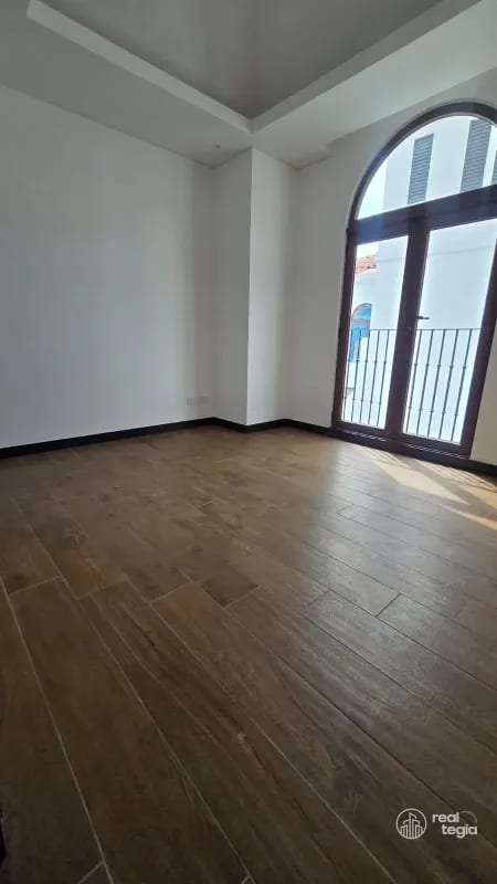 APARTAMENTO LIRIOS IV DE CAYALÁ ZONA 16 — Apartamento en Alquiler en Zona 16, Guatemala, Ciudad — foto 10 de 14