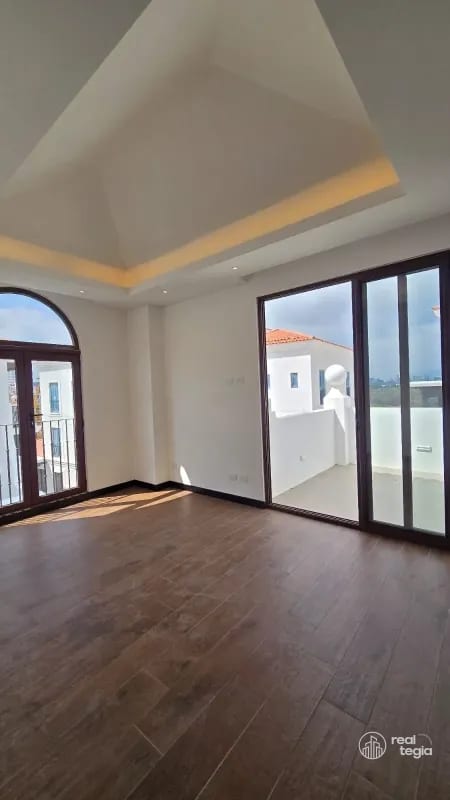 APARTAMENTO LIRIOS IV DE CAYALÁ ZONA 16 — Apartamento en Alquiler en Zona 16, Guatemala, Ciudad — foto 4 de 14