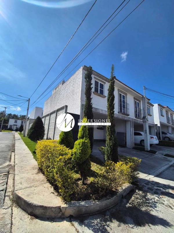 Bonita casa en venta en Altos de San Nicolas — Apartamento en Venta en San José Pinula, Guatemala, Ciudad — foto 3 de 9