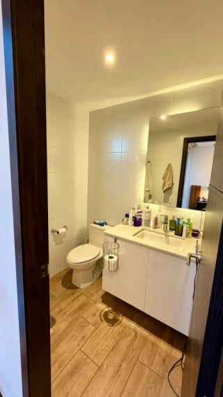 Apartamento en alquiler, Edificio Aure, zona 13 — Apartamento en Alquiler en Aure, Zona 13, Guatemala, Ciudad — miniatura 2 de 9