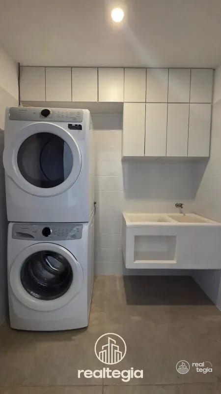 APARTAMENTO OLMOS DE CAYALÁ ZONA 16 — Apartamento en Venta en Zona 16, Guatemala, Ciudad — foto 6 de 11