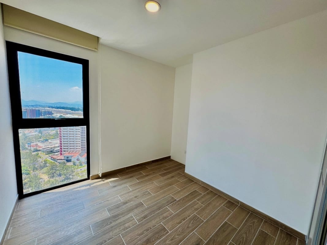 Apartamento en venta para amantes de las vistas y los aviones — Apartamento en Venta en Zona 14, Guatemala, Ciudad — foto 10 de 17