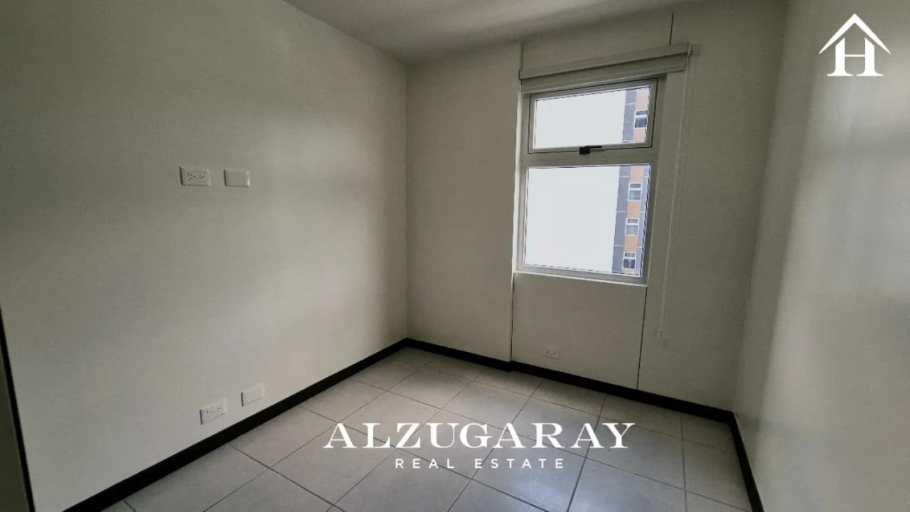 APTO. ACOGEDOR E ILUMINADO 3 HAB. / CONDADO NARANJO — Apartamento en Alquiler en Condado Naranjo, Zona 4 Mixco, Guatemala, Ciudad — foto 4 de 9