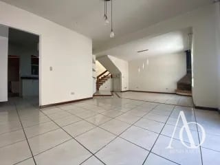 Casa en Alquiler en Monte Azul II, zona 13 / EN DIRECTO — Casa en Alquiler en Monte Azul, Zona 13, Guatemala, Ciudad — miniatura 16 de 17