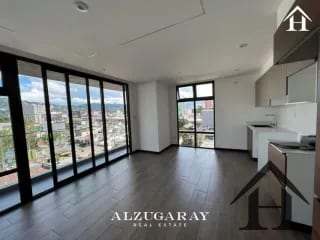GANGA apartamento nivel alto zona 10 Edif IQ10 — Apartamento en Venta en IQ10, Zona 10, Guatemala, Ciudad — miniatura 1 de 10