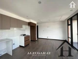 GANGA apartamento nivel alto zona 10 Edif IQ10 — Apartamento en Venta en IQ10, Zona 10, Guatemala, Ciudad — miniatura 6 de 10