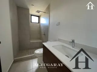 GANGA apartamento nivel alto zona 10 Edif IQ10 — Apartamento en Venta en IQ10, Zona 10, Guatemala, Ciudad — miniatura 3 de 10