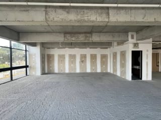 ESPACIO PARA CLINICA u OFICINA EN RENTA RENOVATI ZONA 10 — Clínica en Alquiler en Zona 10, Guatemala, Ciudad — miniatura 6 de 9